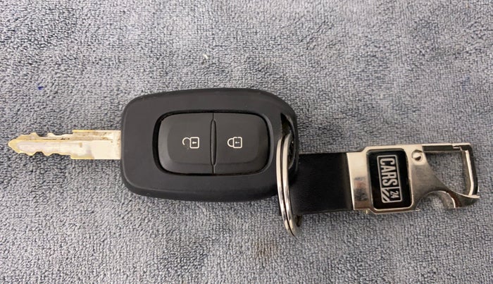 2020 Renault Kwid 1.0 RXL AT, Petrol, Automatic, 9,750 km, Key Close Up