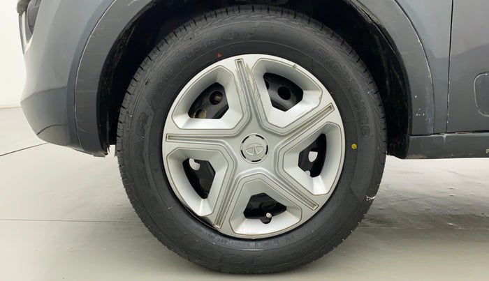 2019 Tata NEXON XMA PETROL, Petrol, Automatic, 69,521 km, Left Front Wheel