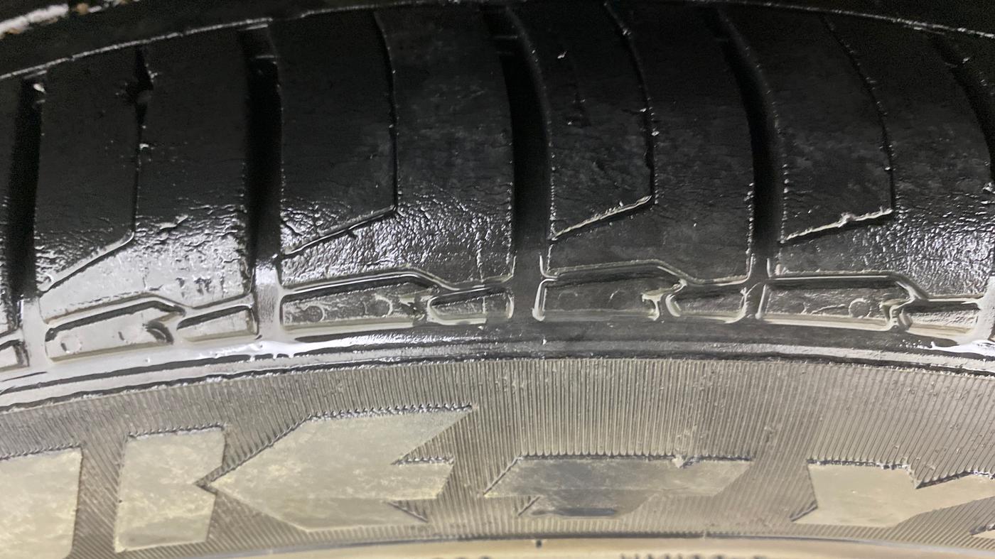2021 MG HECTOR PLUS SHARP 2.0 DIESEL TURBO MT 6-STR, Diesel, Manual, 77,593 km, Left Front Tyre Tread