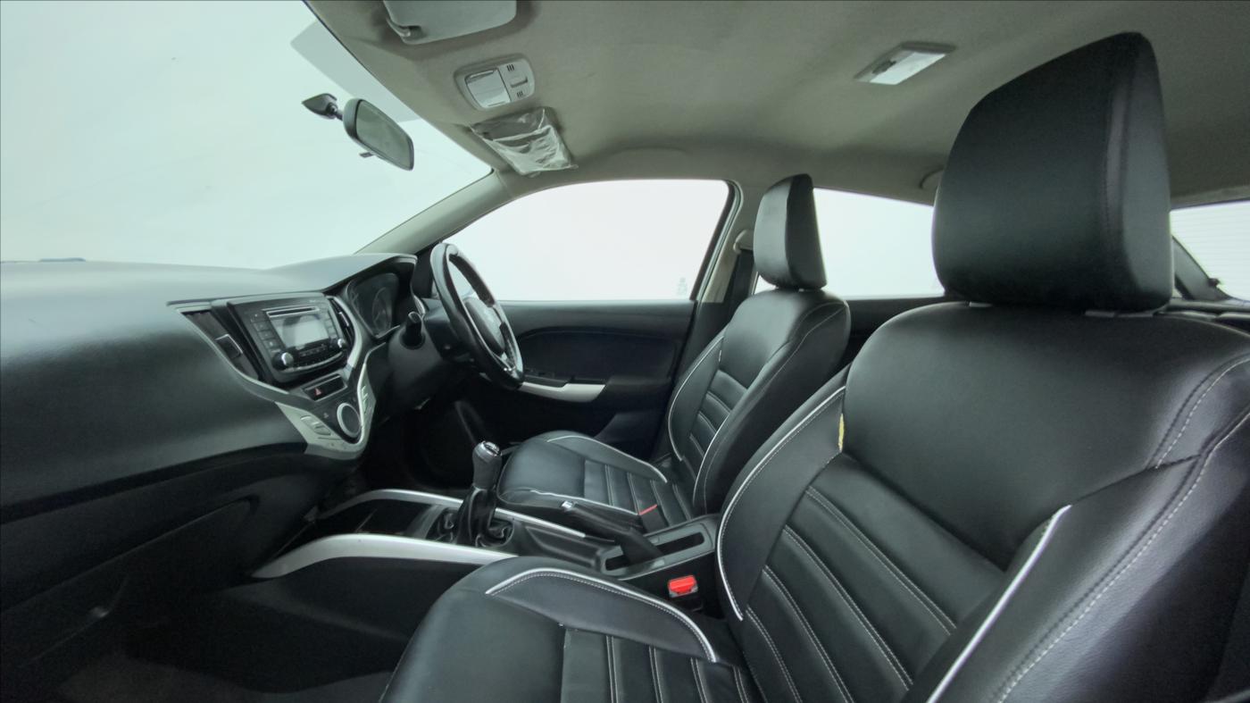 2016 Maruti Baleno DELTA PETROL 1.2, Petrol, Manual, 89,036 km, Right Side Front Door Cabin