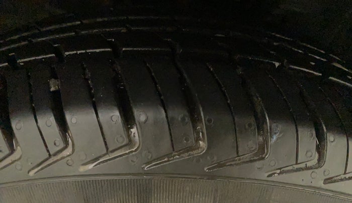 2018 Datsun Redi Go S 1.0 AMT, Petrol, Automatic, 86,676 km, Left Rear Tyre Tread