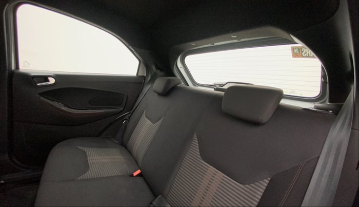 2018 Ford FREESTYLE TITANIUM 1.2 PETROL, Petrol, Manual, 40,464 km, Right Side Rear Door Cabin