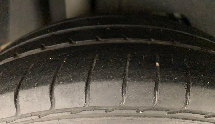 2018 Ford FREESTYLE TITANIUM 1.2 PETROL, Petrol, Manual, 40,464 km, Right Rear Tyre Tread