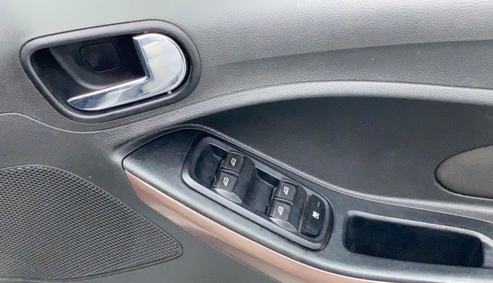 2018 Ford FREESTYLE TITANIUM 1.2 PETROL, Petrol, Manual, 40,464 km, Right front window switch / handle - Child Switch not working for windows