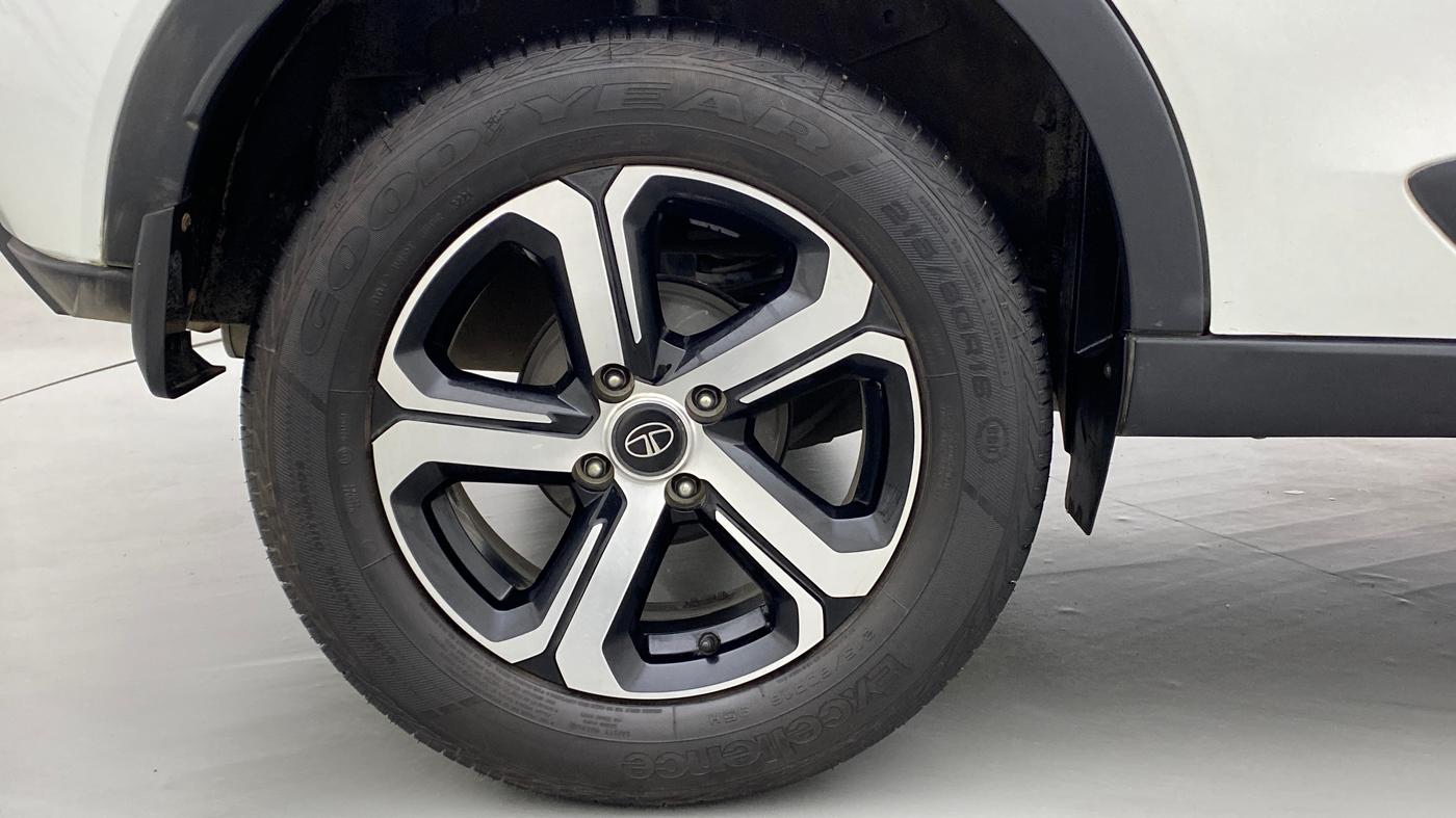 2021 Tata NEXON XZ+ 1.2, Petrol, Manual, 16,386 km, Right Rear Wheel