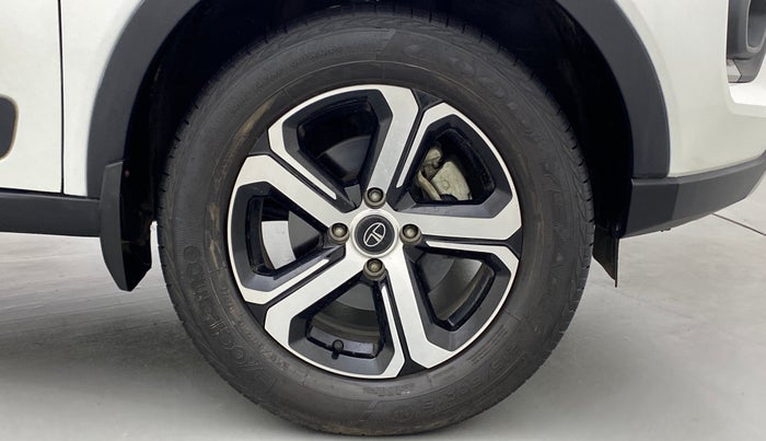 2021 Tata NEXON XZ+ 1.2, Petrol, Manual, 16,386 km, Right Front Wheel
