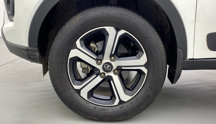 2021 Tata NEXON XZ+ 1.2, Petrol, Manual, 16,386 km, Left Front Wheel