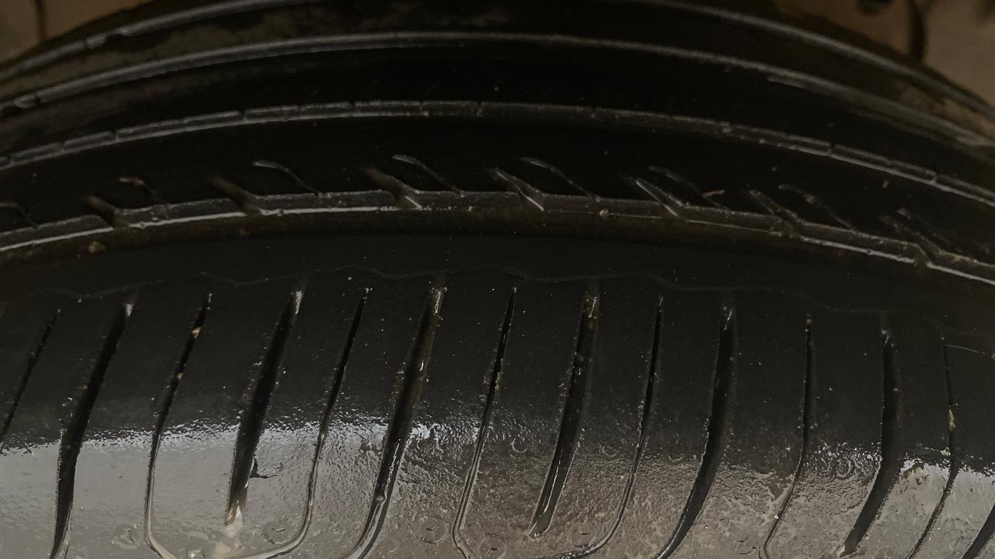 2014 Ford Ecosport AMBIENTE 1.5L PETROL, Petrol, Manual, 96,608 km, Right Front Tyre Tread