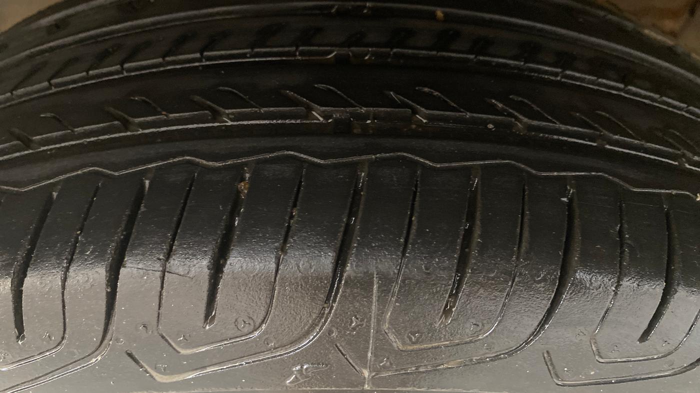 2014 Ford Ecosport AMBIENTE 1.5L PETROL, Petrol, Manual, 96,608 km, Left Front Tyre Tread