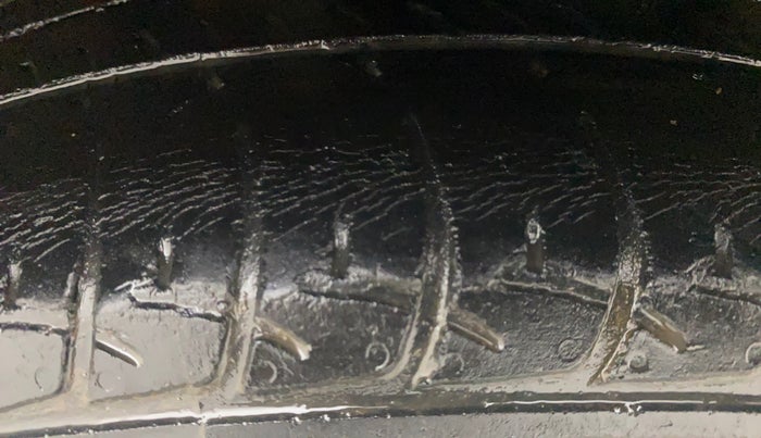 2016 Maruti Celerio ZXI AMT, Petrol, Automatic, 49,997 km, Left Front Tyre Tread