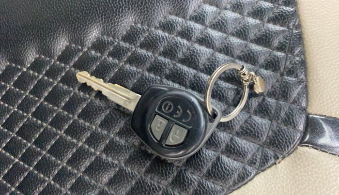 2016 Maruti Celerio ZXI AMT, Petrol, Automatic, 49,997 km, Key Close Up