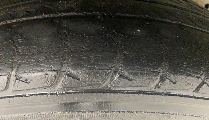 2016 Maruti Celerio ZXI AMT, Petrol, Automatic, 49,997 km, Right Rear Tyre Tread