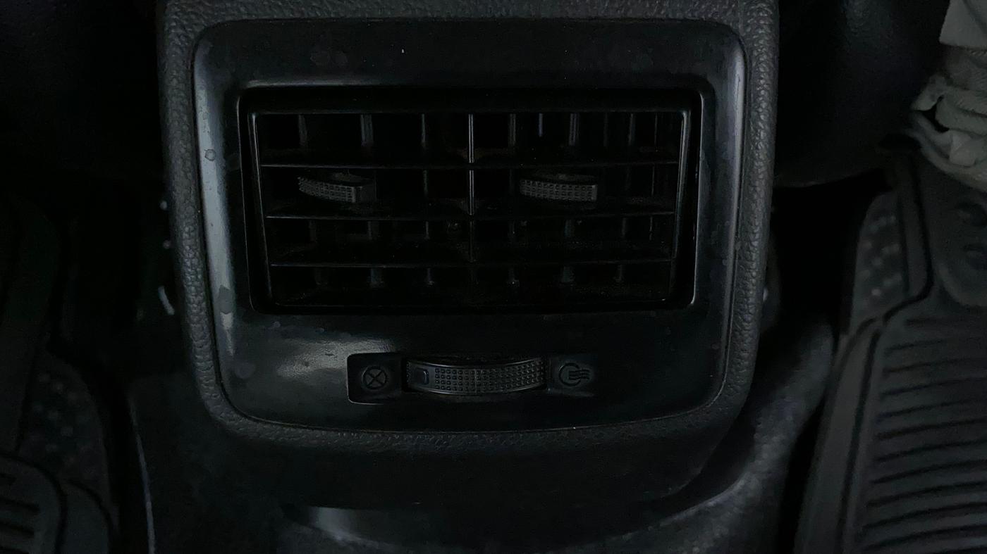 2016 Hyundai Grand i10 ASTA (O) AT 1.2 KAPPA VTVT, Petrol, Automatic, 62,603 km, Rear AC Vents