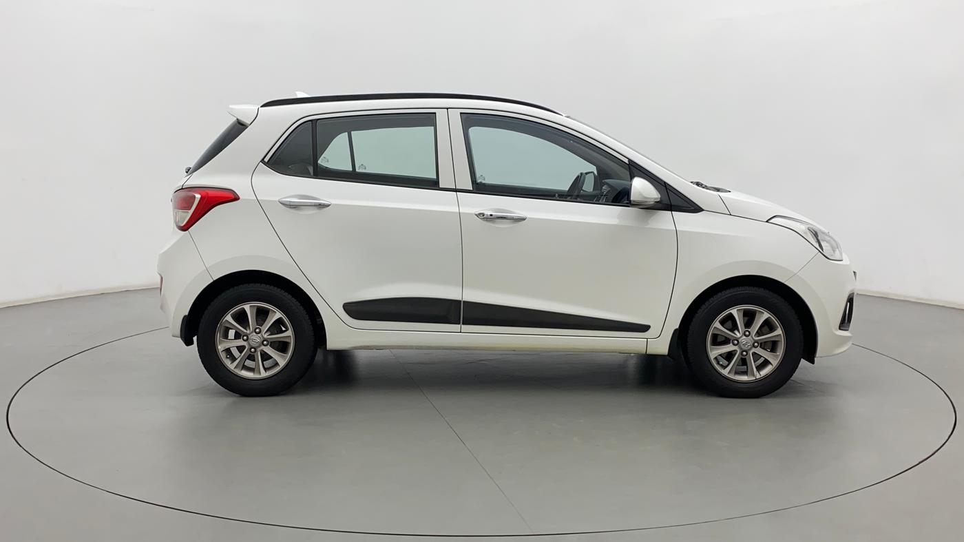 2016 Hyundai Grand i10 ASTA (O) AT 1.2 KAPPA VTVT, Petrol, Automatic, 62,603 km, Right Side View