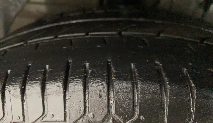 2019 Hyundai Elite i20 SPORTZ PLUS 1.2, Petrol, Manual, 41,770 km, Right Rear Tyre Tread