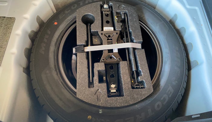 2024 Volkswagen TAIGUN HIGHLINE 1.0 TSI MT, Petrol, Manual, 4,698 km, Spare Tyre