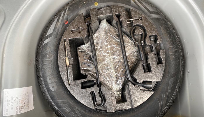 2018 Volkswagen Polo COMFORTLINE 1.0L MPI, Petrol, Manual, 28,870 km, Spare Tyre