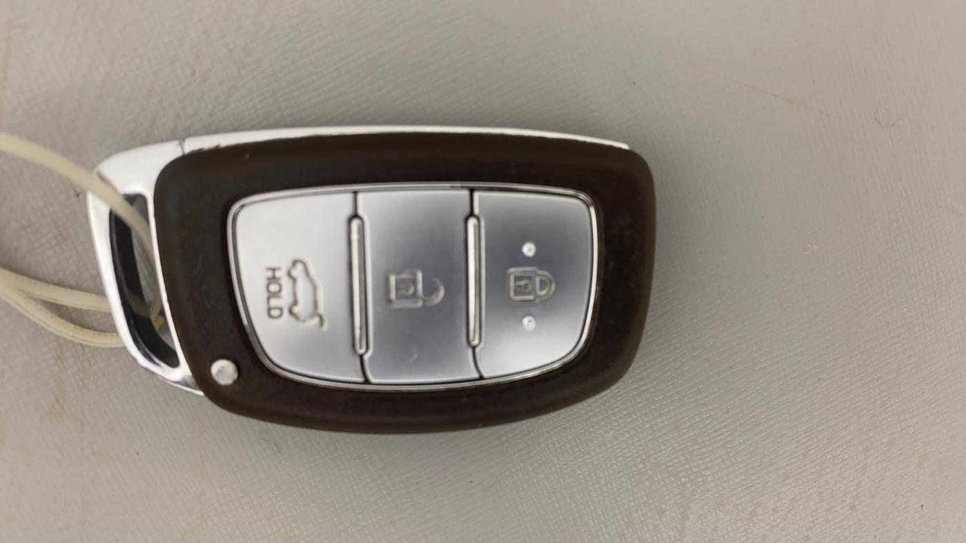 2019 Hyundai i20 Active 1.2 SX, Petrol, Manual, 66,527 km, Key Close Up
