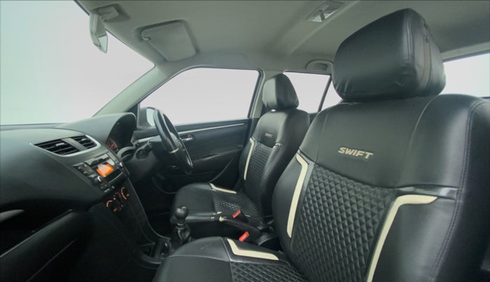 2015 Maruti Swift VXI D, Petrol, Manual, 61,737 km, Right Side Front Door Cabin