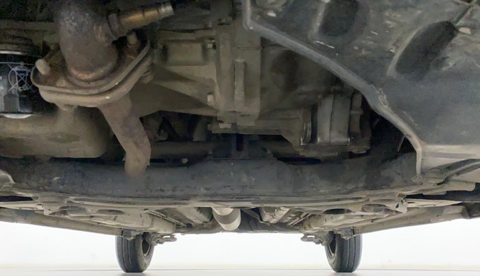 2015 Maruti Swift VXI D, Petrol, Manual, 61,737 km, Front Underbody