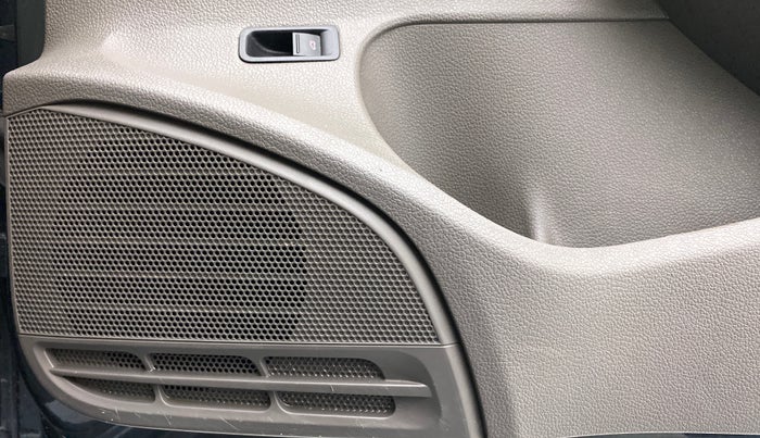 2022 Volkswagen Vento HIGHLINE 1.0L TSI, Petrol, Manual, 15,788 km, Speaker