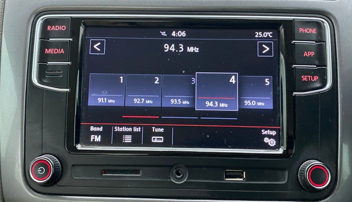 2022 Volkswagen Vento HIGHLINE 1.0L TSI, Petrol, Manual, 15,788 km, Infotainment System