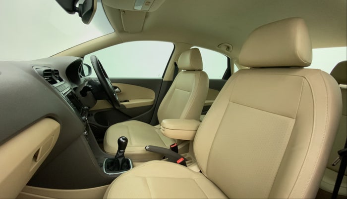 2022 Volkswagen Vento HIGHLINE 1.0L TSI, Petrol, Manual, 15,788 km, Right Side Front Door Cabin