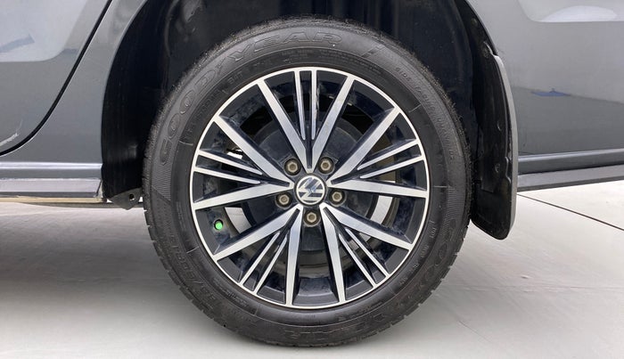 2022 Volkswagen Vento HIGHLINE 1.0L TSI, Petrol, Manual, 15,788 km, Left Rear Wheel