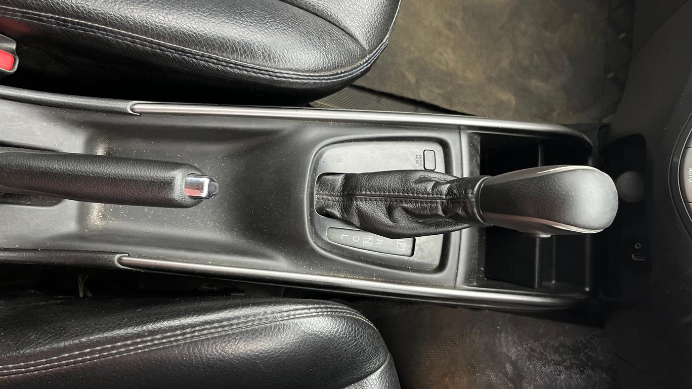 2019 Toyota Glanza G CVT, Petrol, Automatic, 1,05,461 km, Gear Lever
