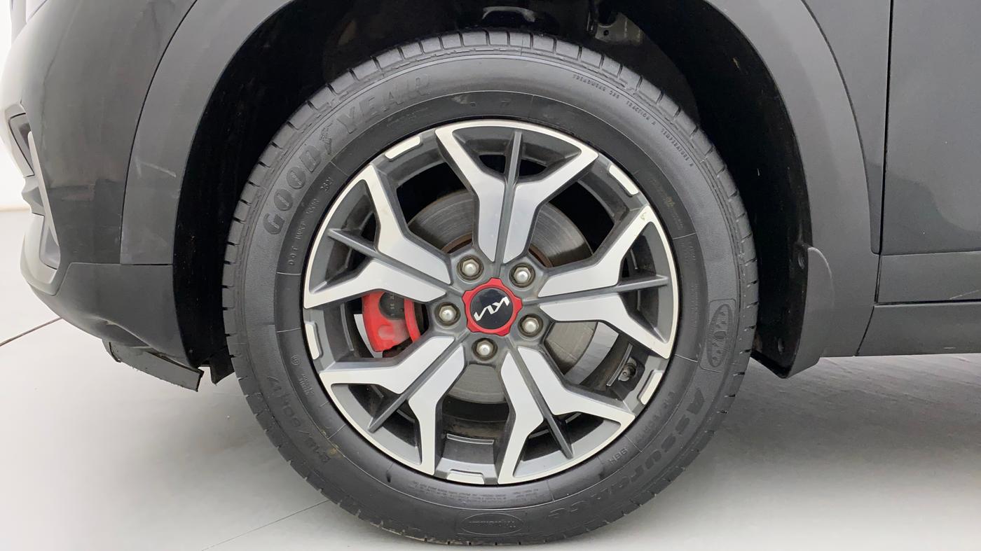 2021 KIA SELTOS GTX PLUS DCT 1.4 PETROL, Petrol, Automatic, 42,228 km, Left Front Wheel