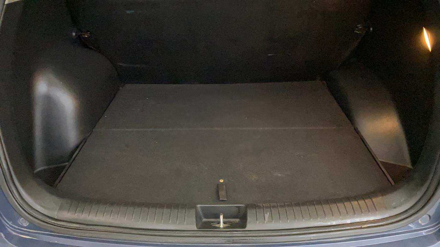 2017 Hyundai Creta E PLUS 1.6 PETROL, Petrol, Manual, 56,224 km, Boot Inside