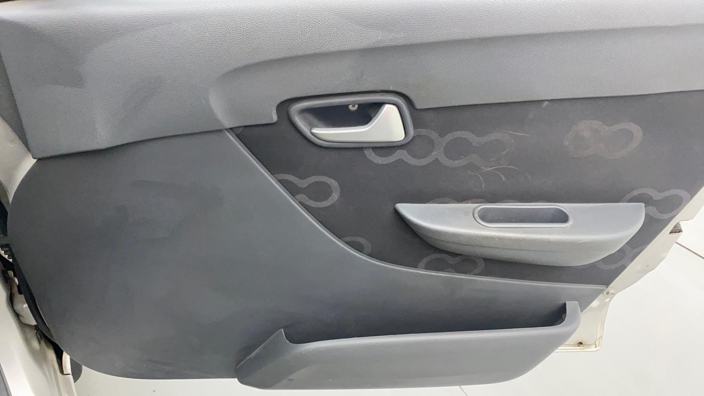 2012 Maruti Alto 800 LXI, Petrol, Manual, 86,237 km, Driver Side Door Panels Control