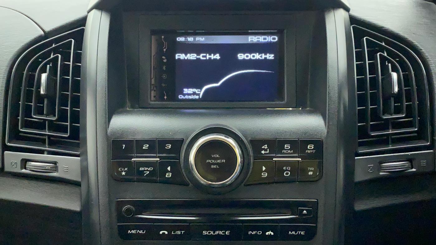 2019 Mahindra XUV500 W5, Diesel, Manual, 56,687 km, Infotainment System