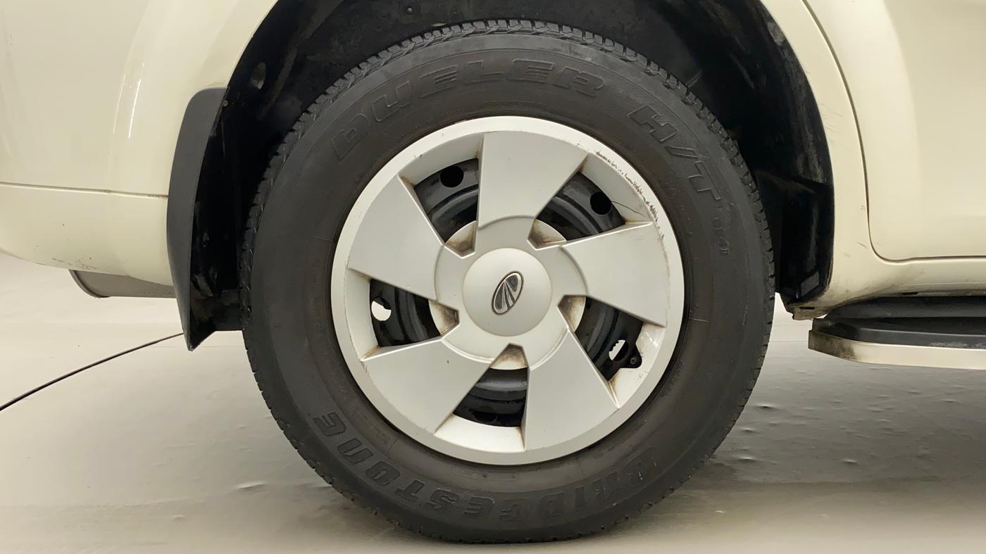 2019 Mahindra XUV500 W5, Diesel, Manual, 56,687 km, Right Rear Wheel