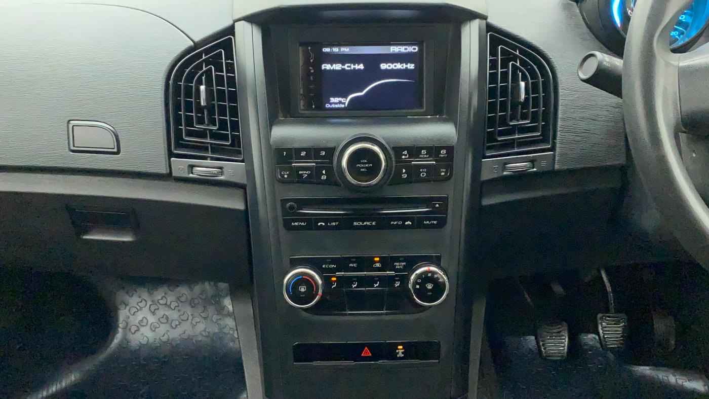 2019 Mahindra XUV500 W5, Diesel, Manual, 56,687 km, Air Conditioner