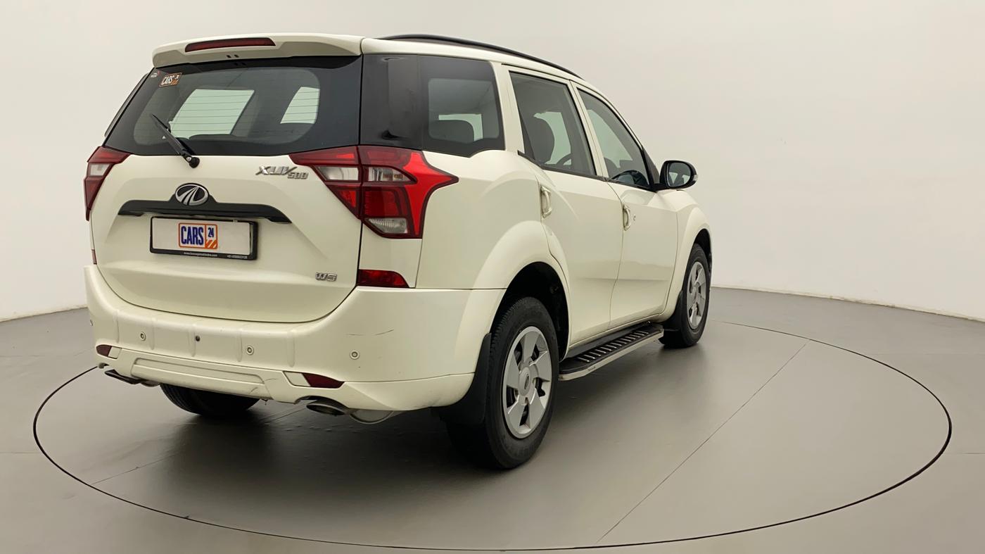 2019 Mahindra XUV500 W5, Diesel, Manual, 56,687 km, Right Back Diagonal