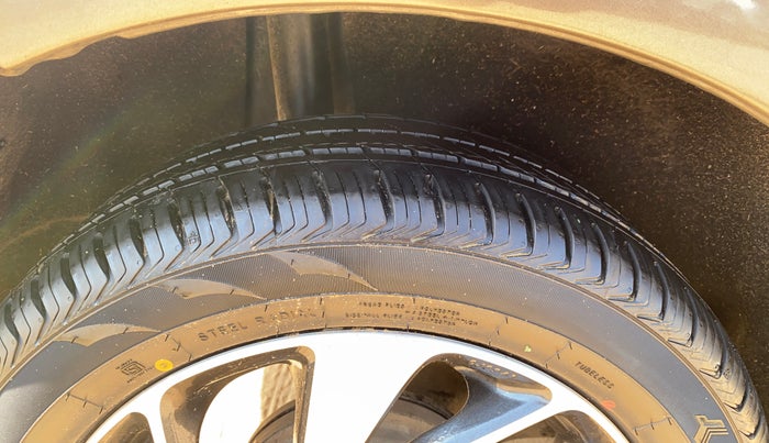 2019 Maruti Baleno ZETA PETROL 1.2, Petrol, Manual, 66,779 km, Right Rear Tyre Tread