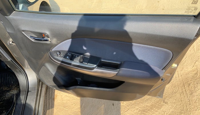 2019 Maruti Baleno ZETA PETROL 1.2, Petrol, Manual, 66,779 km, Driver Side Door Panels Control