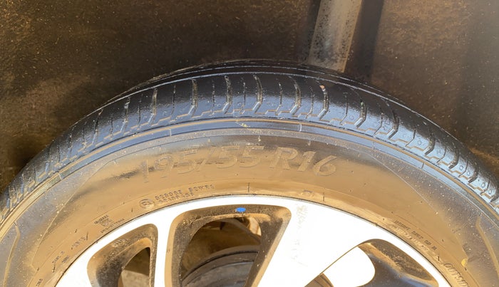 2019 Maruti Baleno ZETA PETROL 1.2, Petrol, Manual, 66,779 km, Left Rear Tyre Tread