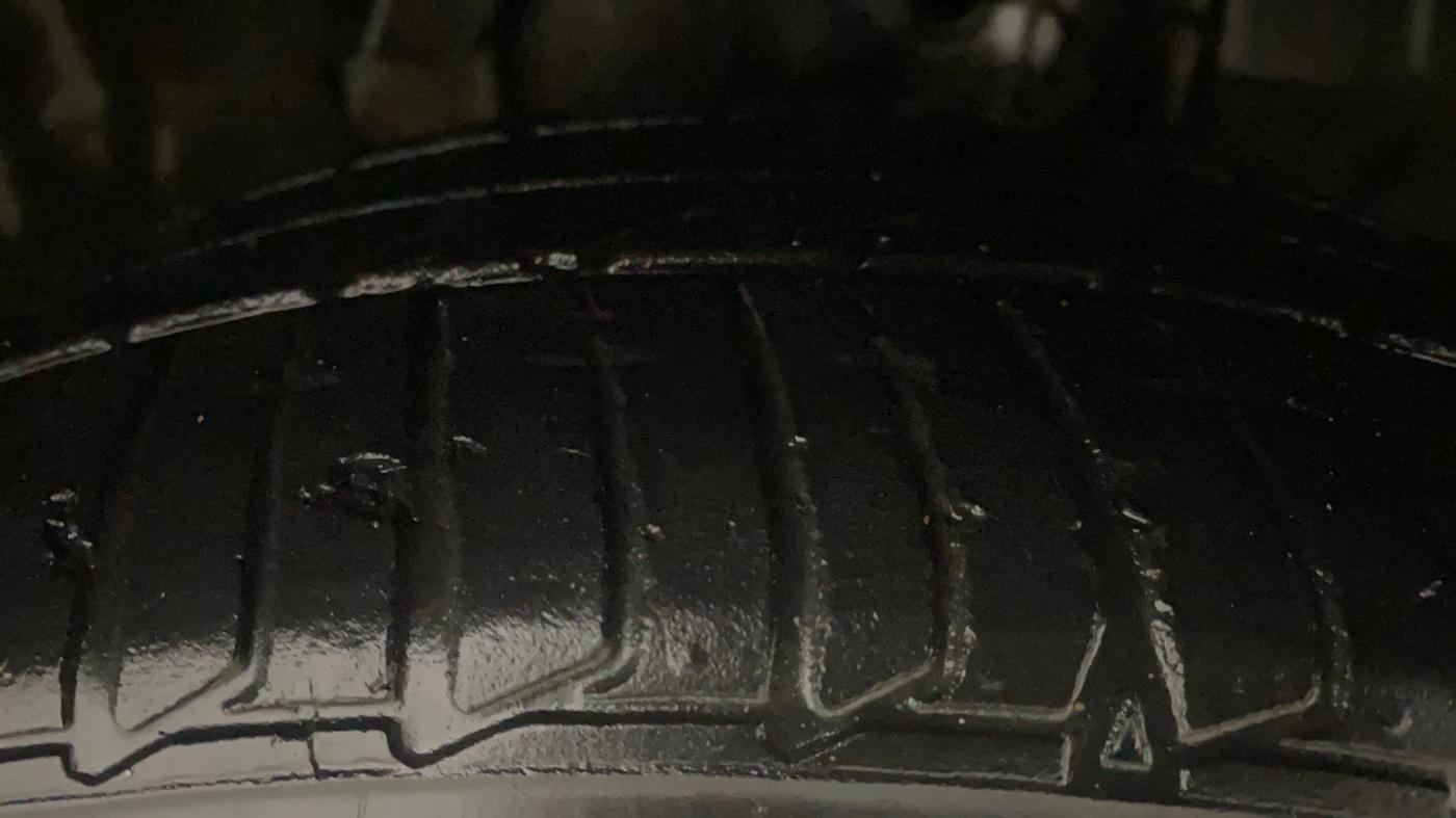 2023 Tata TIAGO NRG XZ AMT, Petrol, Automatic, 48,416 km, Right Front Tyre Tread