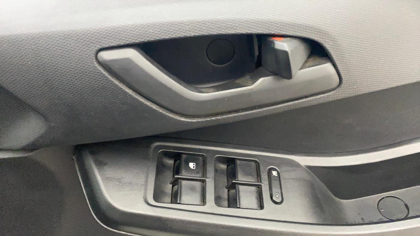 2023 Tata TIAGO NRG XZ AMT, Petrol, Automatic, 48,416 km, Driver Side Door Panels Control
