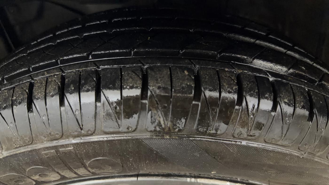 2019 Honda Amaze 1.2L I-VTEC VX CVT, Petrol, Automatic, 38,871 km, Left Front Tyre Tread