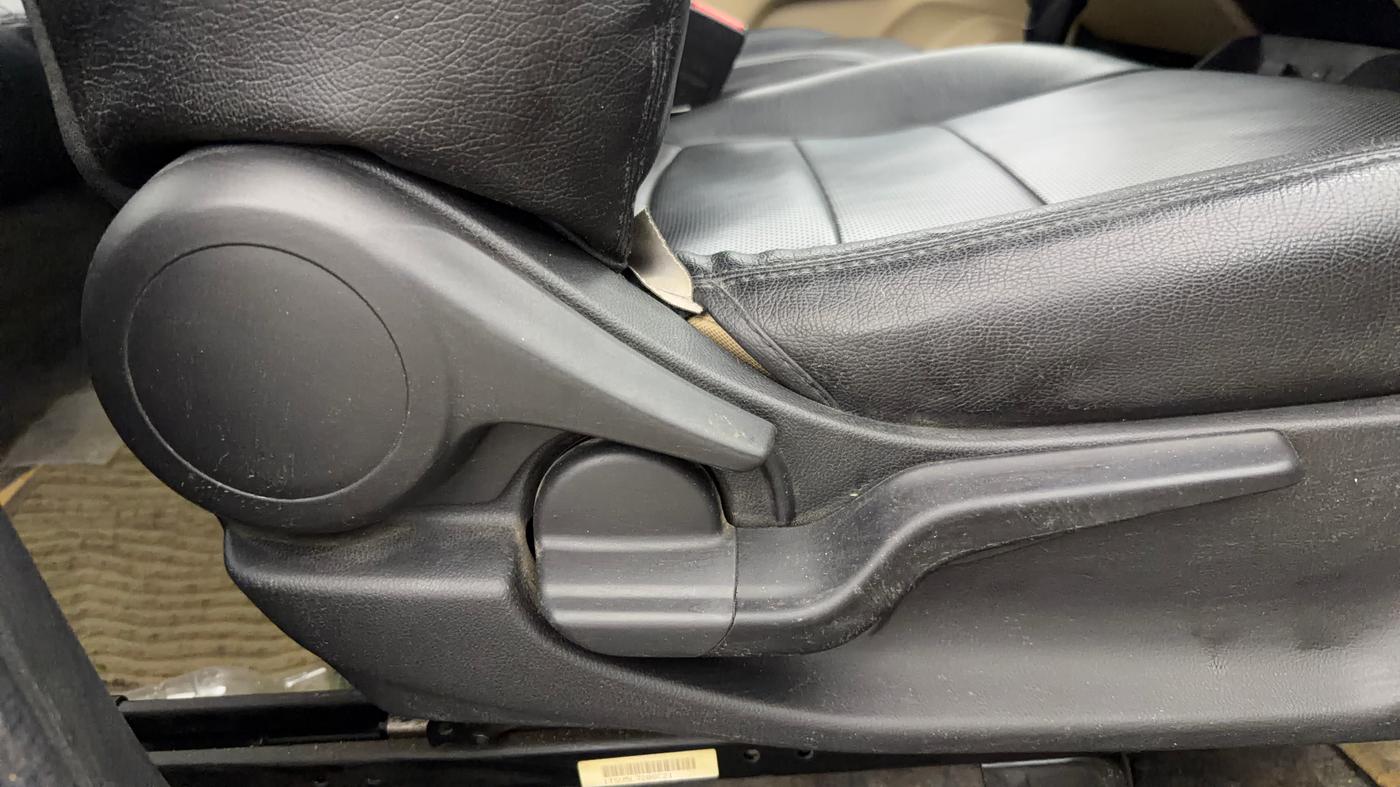 2019 Honda Amaze 1.2L I-VTEC VX CVT, Petrol, Automatic, 38,871 km, Driver Side Adjustment Panel