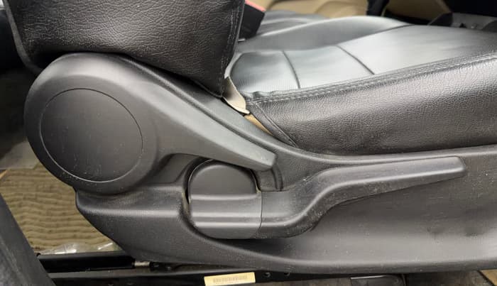 2019 Honda Amaze 1.2L I-VTEC VX CVT, Petrol, Automatic, 38,871 km, Driver Side Adjustment Panel