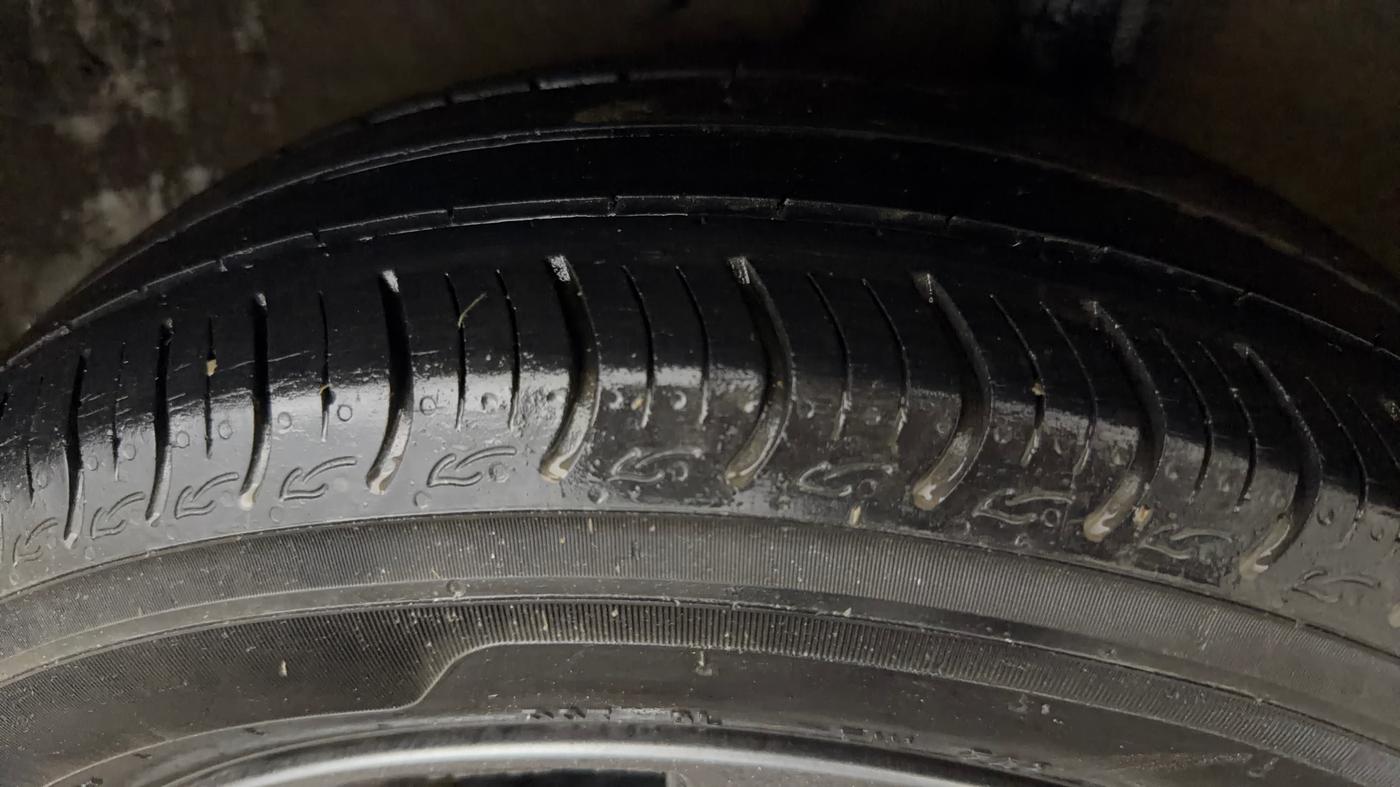 2019 Honda Amaze 1.2L I-VTEC VX CVT, Petrol, Automatic, 38,871 km, Left Rear Tyre Tread