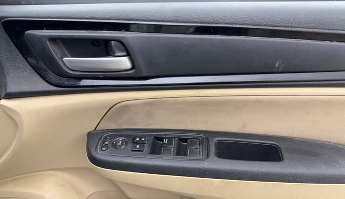 2019 Honda Amaze 1.2L I-VTEC VX CVT, Petrol, Automatic, 38,871 km, Driver Side Door Panels Control