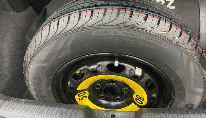 2018 Volkswagen Polo HIGHLINE PLUS 1.0 16 ALLOY, CNG, Manual, 50,081 km, Spare Tyre