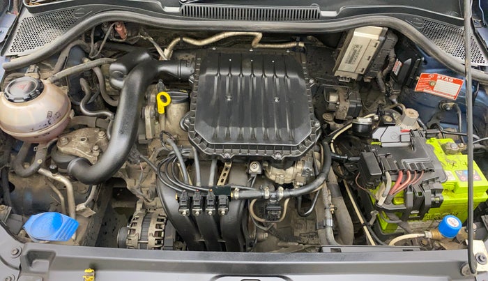 2018 Volkswagen Polo HIGHLINE PLUS 1.0 16 ALLOY, CNG, Manual, 50,081 km, Engine View
