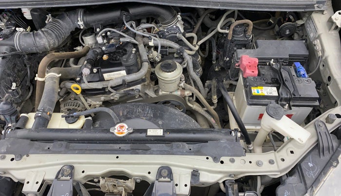 2022 Toyota Innova Crysta 2.7 VX 7 STR, Petrol, Manual, 36,534 km, Engine View - Left