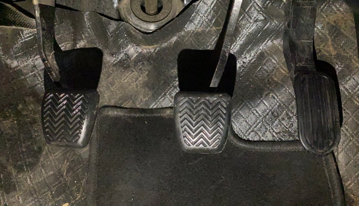 2022 Toyota Innova Crysta 2.7 VX 7 STR, Petrol, Manual, 36,534 km, Pedals